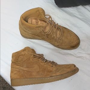 Nike Air Force 1 OG.